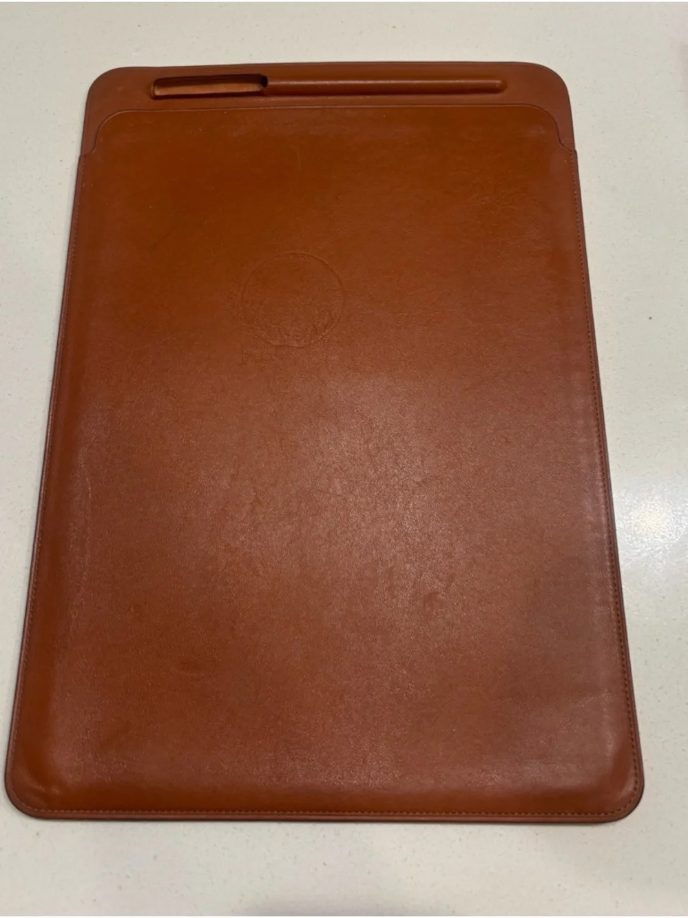 Apple Leather Tablet/iPad Sleeve in Saddle Brown